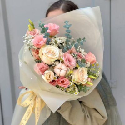 دسته گل رمانتیک برای مادر زن در روز مادر 4343