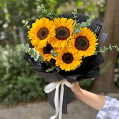 دسته گل زیبا برای همکار خانم در روز مادر 4322