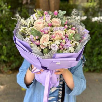 دسته گل شیک برای همکار زن در روز زن 4333