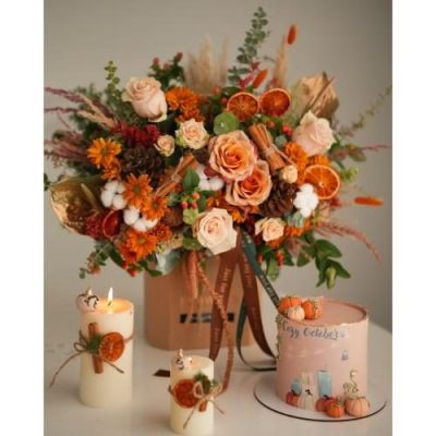 سبد گل شب یلدا با گل‌های رز مینیاتوری و آجیل 5057