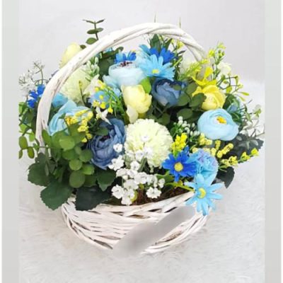 سبد گل لاکچری برای زن دایی عزیز در روز مادر 4703