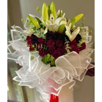 باکس گل شب یلدا برای مادر و پدر 4888