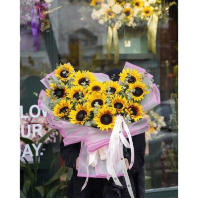 باکس گل گل عروس و داودی برای روز زن 4613