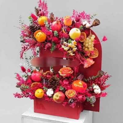 باکس گل شب یلدا با گل رز و گل‌های بهاری 4873