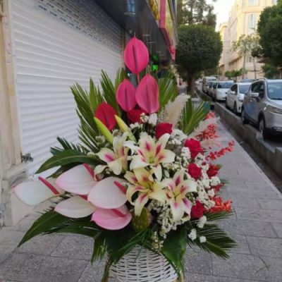 سبد گل زیبا و فانتزی برای زن دایی در روز مادر 4723