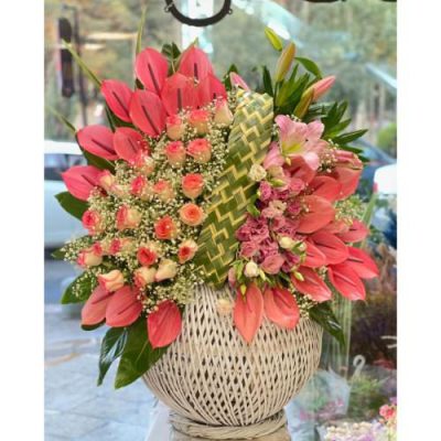 سبد گل ورنیکا برای روز زن 4635