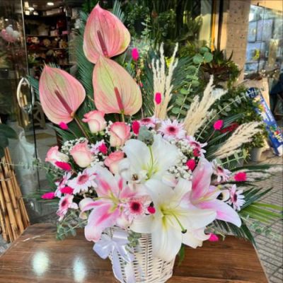 سبد گل ژربرا و گلایول برای روز مادر 4634