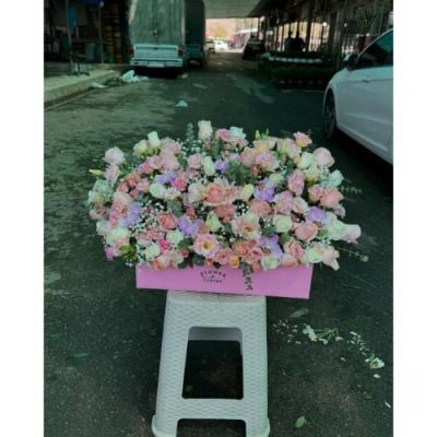 باکس گل لیلیوم و رز برای روز مادر 4376