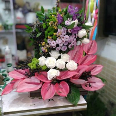 سبد گل رز مینیاتوری برای روز مادر 4738