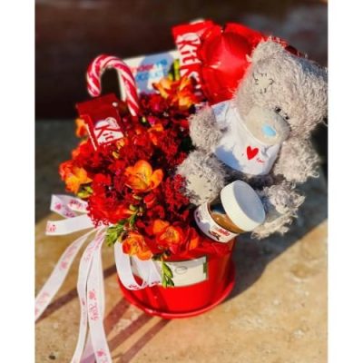 باکس گل کم‌حجم و شیک برای فضای کوچک 5279