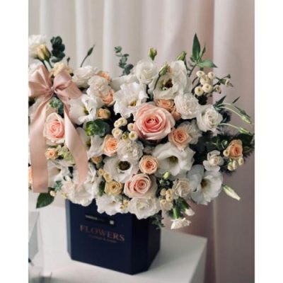 باکس گل مریم و رز برای روز زن 4425