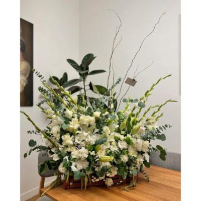 سبد گل زیبا برای مادر عزی 4616