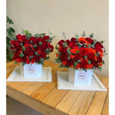 باکس گل شب یلدا برای دختر با گل‌های نرگس و گل رز 4930