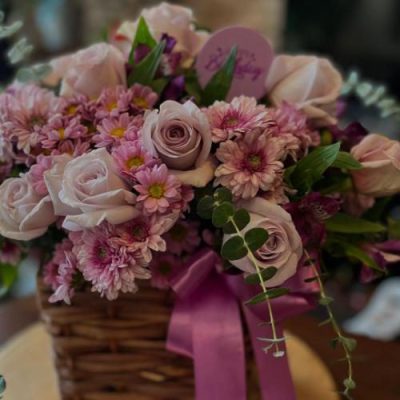 سبد گل ورنیکا و گلایول برای روز زن 4644