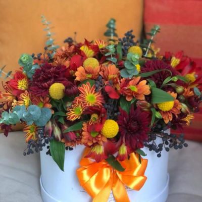 باکس گل ژربرا و اوکالیپتوس برای روز زن 4649
