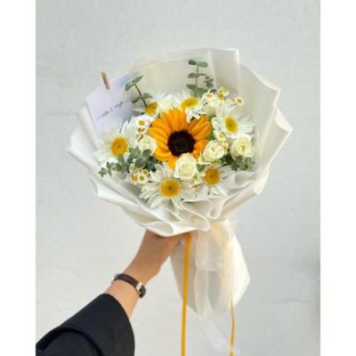 دسته گل مخلصه و ورنیکا برای روز مادر 4451