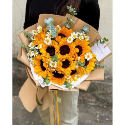 دسته گل ورنیکا برای روز مادر 4436