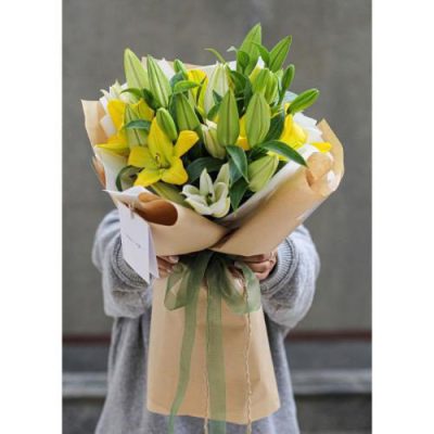 دسته گل شیک برای همکار زن محترم در روز مادر 4348
