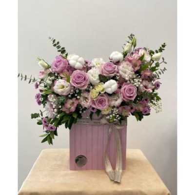 باکس گل اوکالیپتوس و ژربرا برای روز مادر 4670