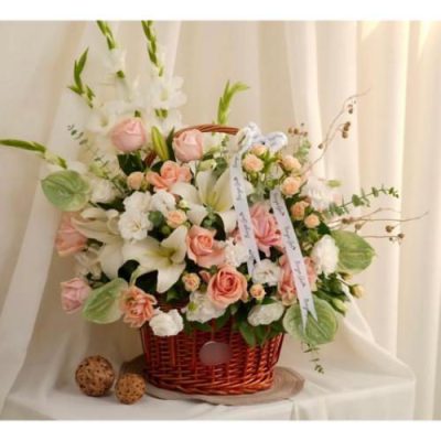 سبد گل ژیپسوفیلا و اورینتال برای روز مادر 4770