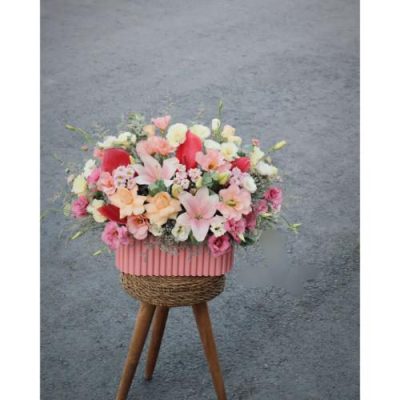باکس گل اورینتال و ژربرا برای روز زن 4661