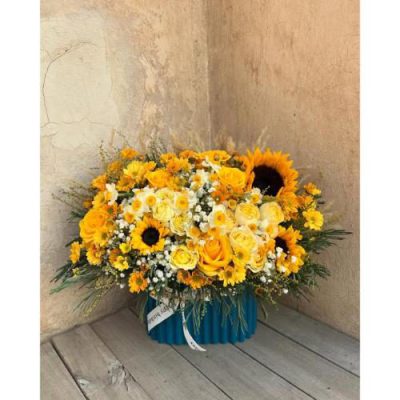 سبد گل مخلصه و ژربرا برای روز زن 4658