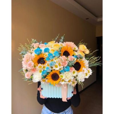 باکس گل ورنیکا برای روز زن 4657