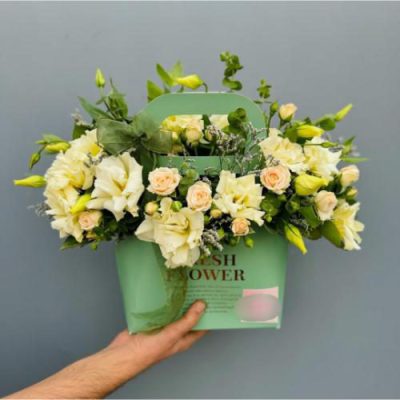 باکس گل اورینتال و ورنیکا برای روز زن 4665