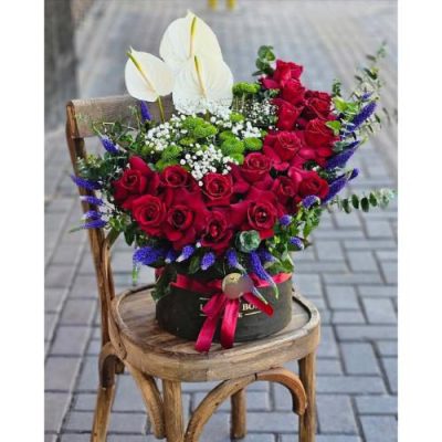 باکس گل گل عروس و آفتابگردان برای روز زن 4771