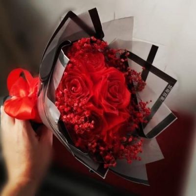 دسته گل زیبا و متنوع برای روز ولنتاین 5172