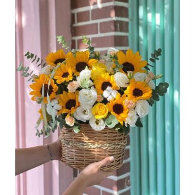سبد گل ورنیکا و مخلصه برای روز زن 4689