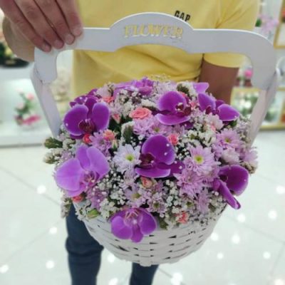 سبد گل ژیپسوفیلا و رز برای روز زن 4787
