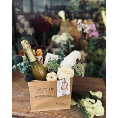 باکس گل رمانتیک و خوشبو برای عزیزان 5175
