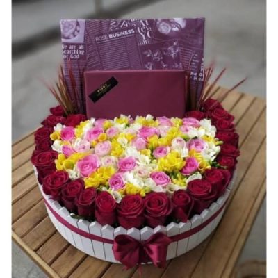 باکس گل شیک و خاص برای روز ولنتاین 5181
